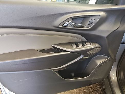 New 2025 Chevrolet Trax ACTIV w/ Driver Confidence Package FWD image 16