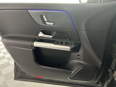 Used 2025 Mercedes-Benz GLA 250 image 30