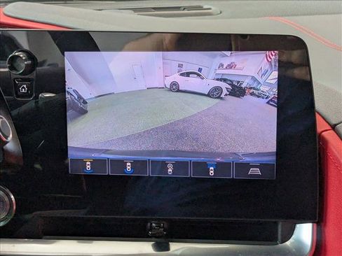 Used 2020 Chevrolet Corvette 2LT w/ 2LT Preferred Equipment Group image 13