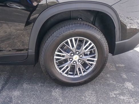 New 2026 Chevrolet Traverse LT w/ LPO, Floor Liner Package FWD image 6