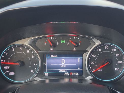 Used 2021 Chevrolet Equinox LT image 23