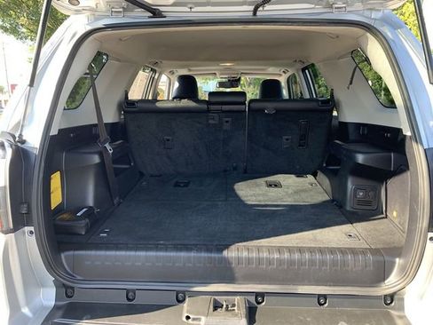 Used 2022 Toyota 4Runner Limited image 34