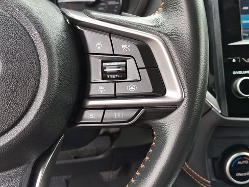 Used 2022 Subaru Crosstrek 2.0i Premium w/ Moonroof Package AWD/4WD image 24