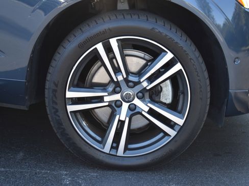 Used 2019 Volvo XC60 T8 Momentum w/ Advanced Package image 37