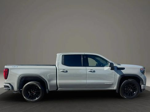 Used 2024 GMC Sierra 1500 Elevation w/ LPO, Elevation Black Package AWD/4WD image 4