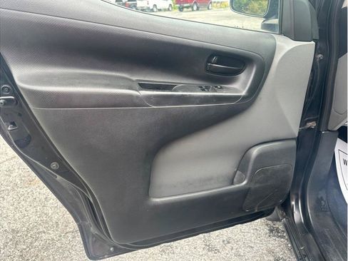 Used 2013 Nissan NV200 S w/ Back Door Glass Pkg FWD image 13