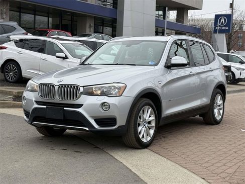 Used 2016 BMW X3 xDrive28i image 3