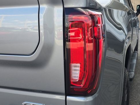 New 2026 GMC Sierra 1500 AT4 w/ AT4 Premium Package AWD/4WD image 8