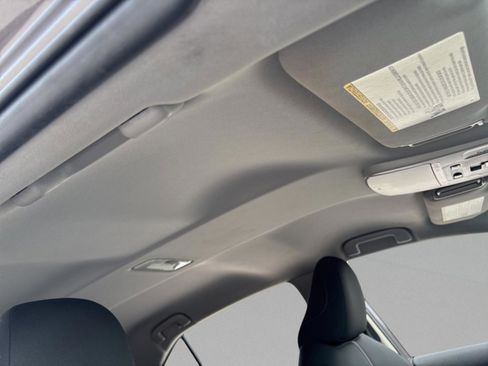 Used 2023 Toyota Camry LE image 36