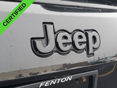 Used 2018 Jeep Grand Cherokee Altitude image 36