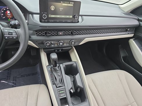 Certified 2023 Honda Accord LX image 20