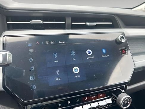 New 2027 Chevrolet Bolt LT w/ Comfort Package FWD image 21