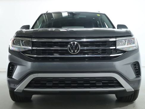 Certified 2023 Volkswagen Atlas SE image 5