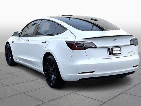 Used 2022 Tesla Model 3 Performance image 10