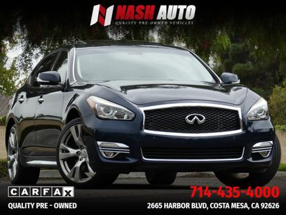Used 2015 INFINITI Q70 L 3.7 w/ Deluxe Touring Package