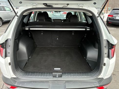 Used 2023 Hyundai Tucson SE image 12