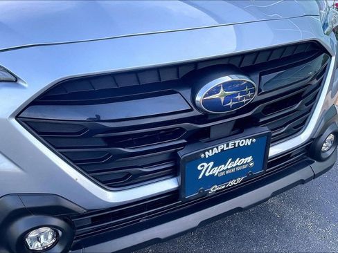 Used 2025 Subaru Outback Onyx Edition AWD/4WD image 35