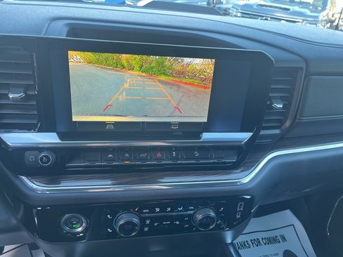 Used 2023 Chevrolet Silverado 1500 LT Trail Boss image 27