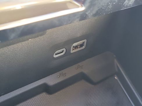 New 2026 GMC Yukon XL Denali w/ LPO, Floor Liner Package image 33