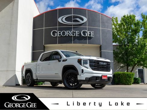 Used 2024 GMC Sierra 1500 Elevation AWD/4WD image 1