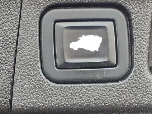 Used 2021 GMC Acadia SLT image 31