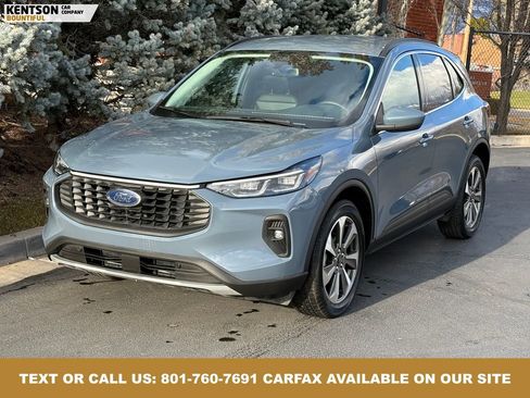 Used 2025 Ford Escape Platinum image 2