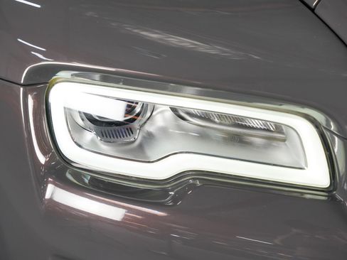 Used 2018 Rolls-Royce Wraith image 15