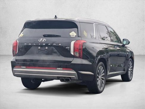 Used 2023 Hyundai Palisade Calligraphy w/ Cargo Package AWD/4WD image 5