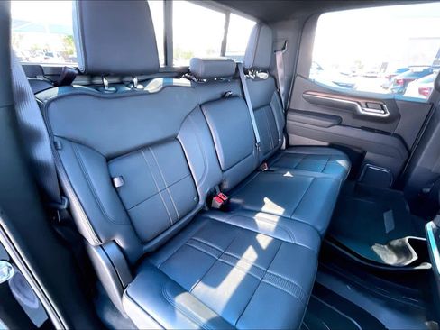 Used 2025 Chevrolet Silverado 1500 High Country w/ High Country Premium Package AWD/4WD image 20