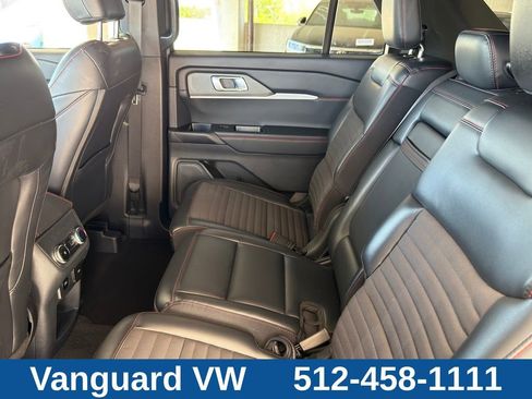 Used 2025 Ford Explorer ST-Line w/ ST-Line Street Pack AWD/4WD image 26