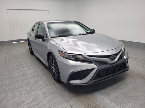 Used 2022 Toyota Camry SE image 14