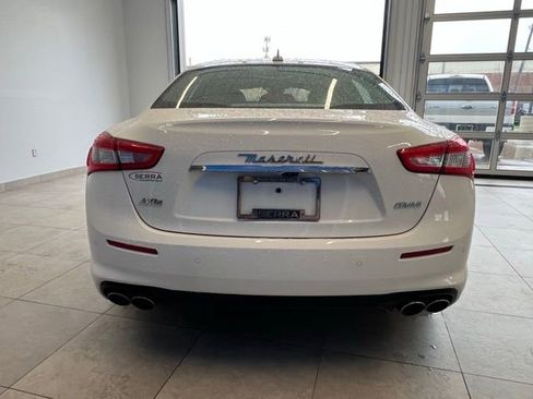Used 2018 Maserati Ghibli S Q4 AWD/4WD image 6