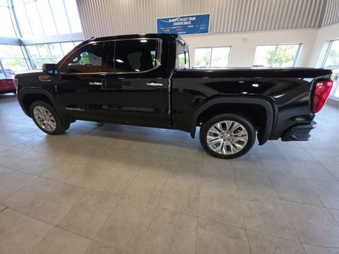 Used 2020 GMC Sierra 1500 Denali w/ Denali Ultimate Package AWD/4WD image 13