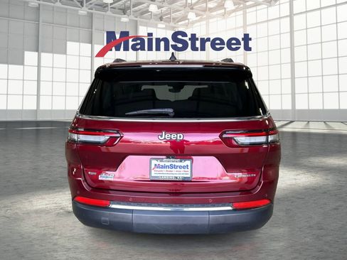 Used 2021 Jeep Grand Cherokee L Limited image 4