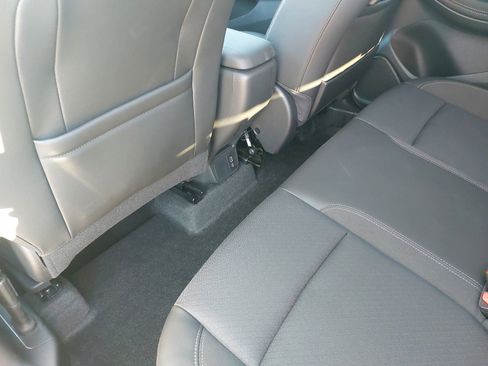 Used 2023 Buick Encore GX Preferred w/ Cold Weather Comfort Package FWD image 16