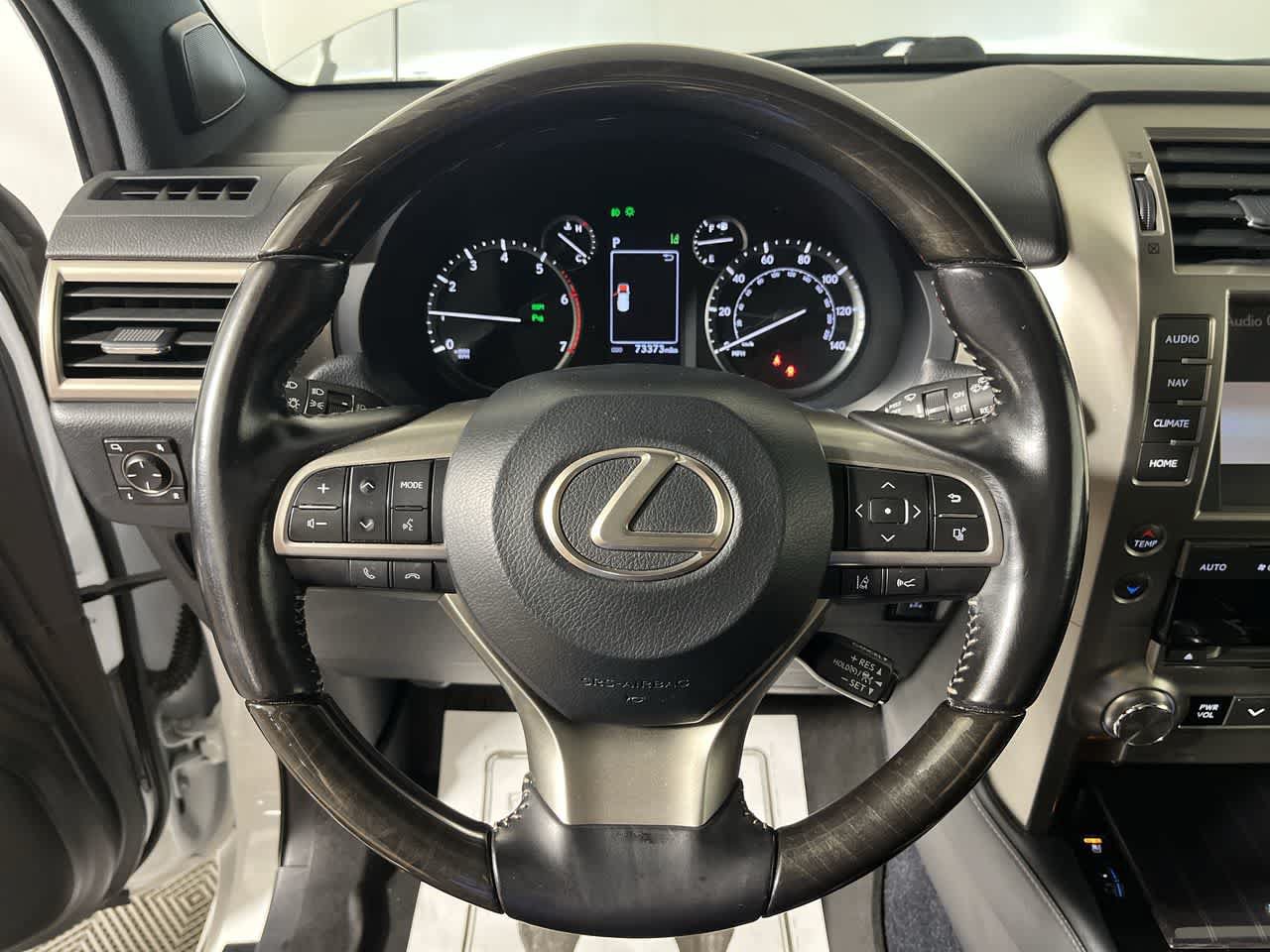 Used 2021 Lexus GX 460 Premium w/ Premium Package AWD/4WD image 16