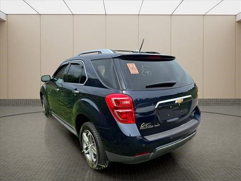 Used 2017 Chevrolet Equinox Premier w/ Enhanced Convenience Package AWD/4WD image 19