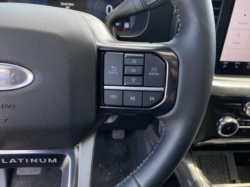 Used 2026 Ford F250 Platinum w/ Tremor Off-Road Package AWD/4WD image 31