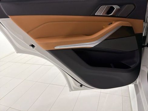 Certified 2023 BMW X5 xDrive40i w/ M Sport Package image 15