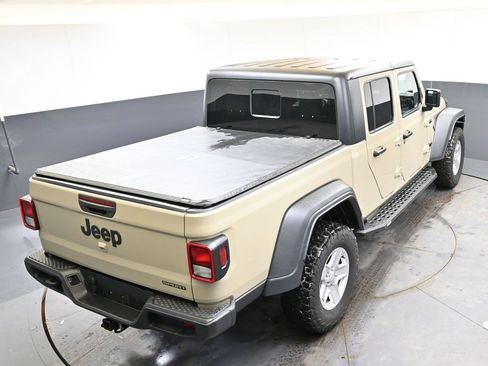 Used 2020 Jeep Gladiator Sport w/ Quick Order Package 24S image 35