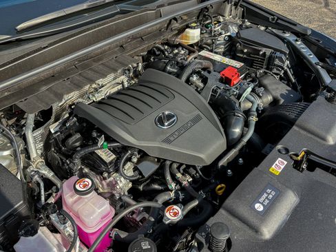 Used 2024 Lexus NX 350 AWD image 34