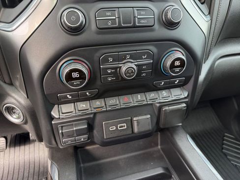 Used 2020 Chevrolet Silverado 1500 LT Trail Boss image 20