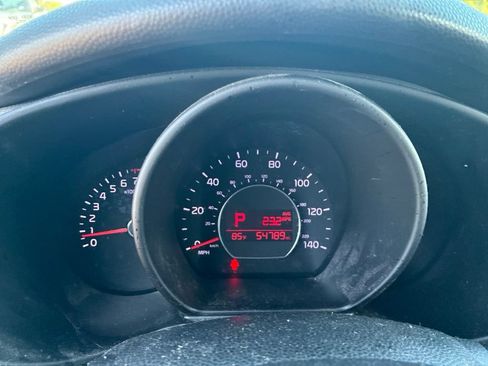 Used 2019 Kia Soul FWD image 23