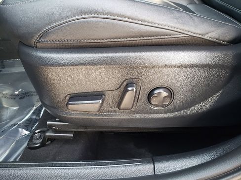 Used 2024 Kia Seltos EX image 21