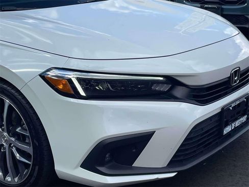 Certified 2024 Honda Civic Touring image 9