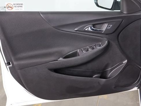 Used 2024 Chevrolet Malibu LS FWD image 23
