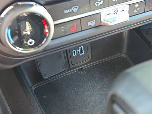 Used 2022 Ford Bronco Wildtrak image 28