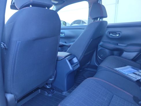 Used 2023 Honda HR-V Sport image 15