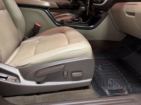 Used 2017 GMC Canyon SLT w/ Trailering Package image 12