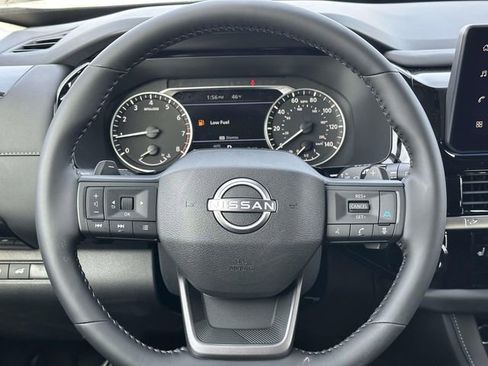 New 2026 Nissan Pathfinder SV image 22